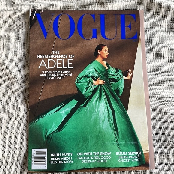 Vogue magazine Adele Cover New November 2021 - Picture 4 of 7